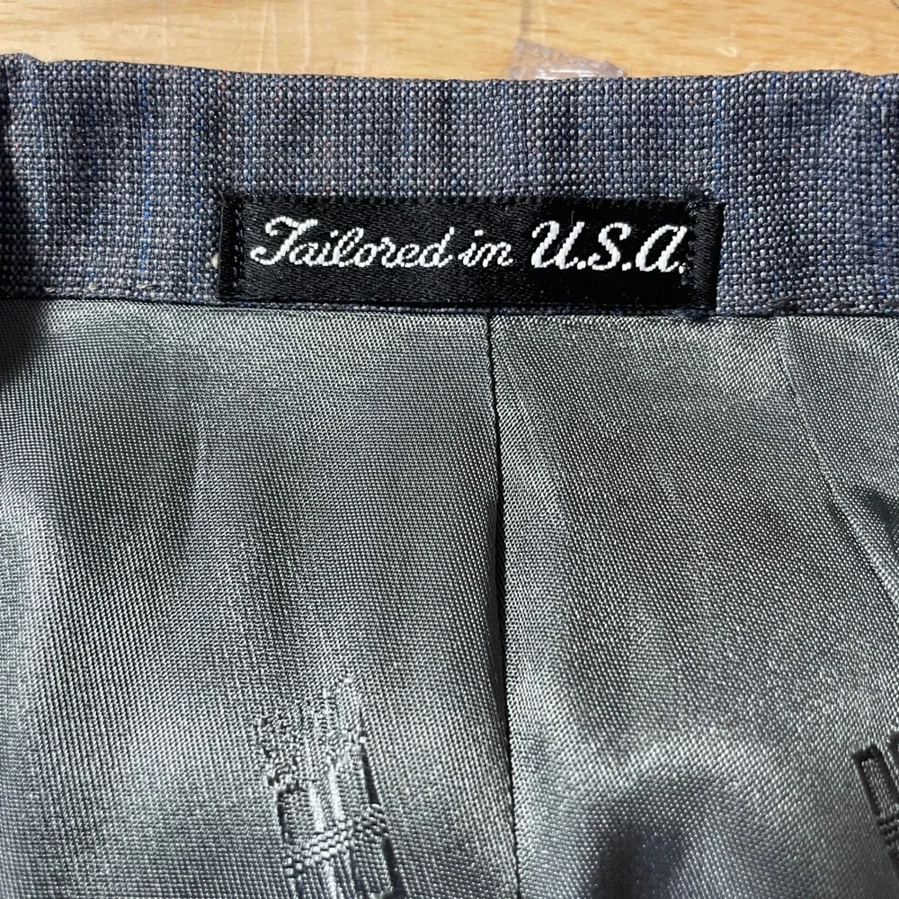 Daks London New York Mens Gray Pinstripe Blazer Sport Coat USA‎ Tailored 44R